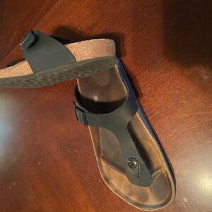 Birkenstock Women’s Gizeh Black Sandals